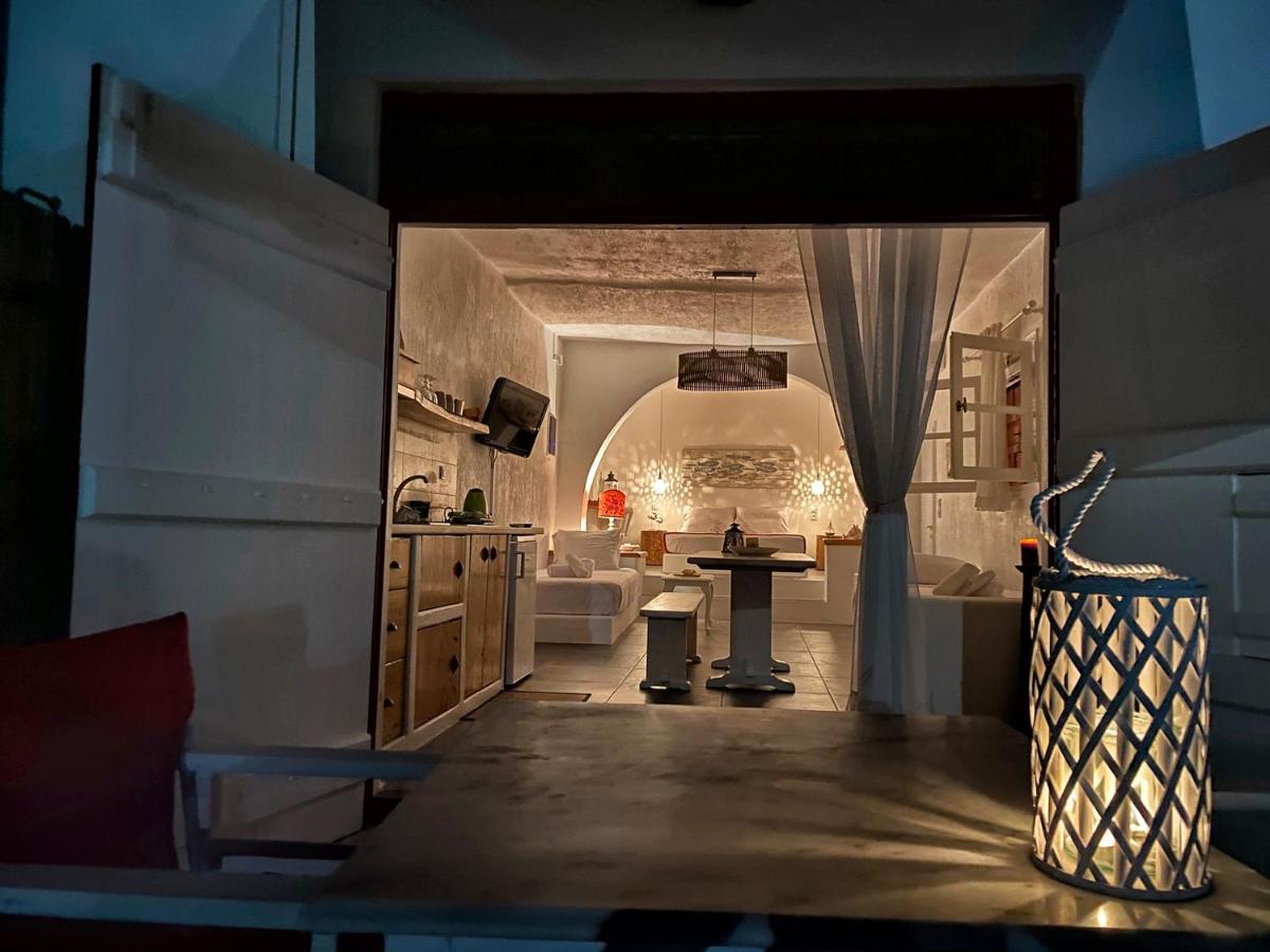 Milos Gem Suites Inn Пачаина Экстерьер фото